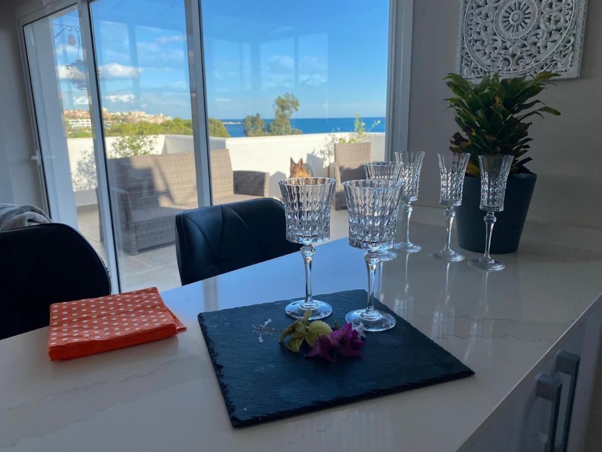 On The Beach - Penthouse On The Mediterranean Estepona Esterno foto