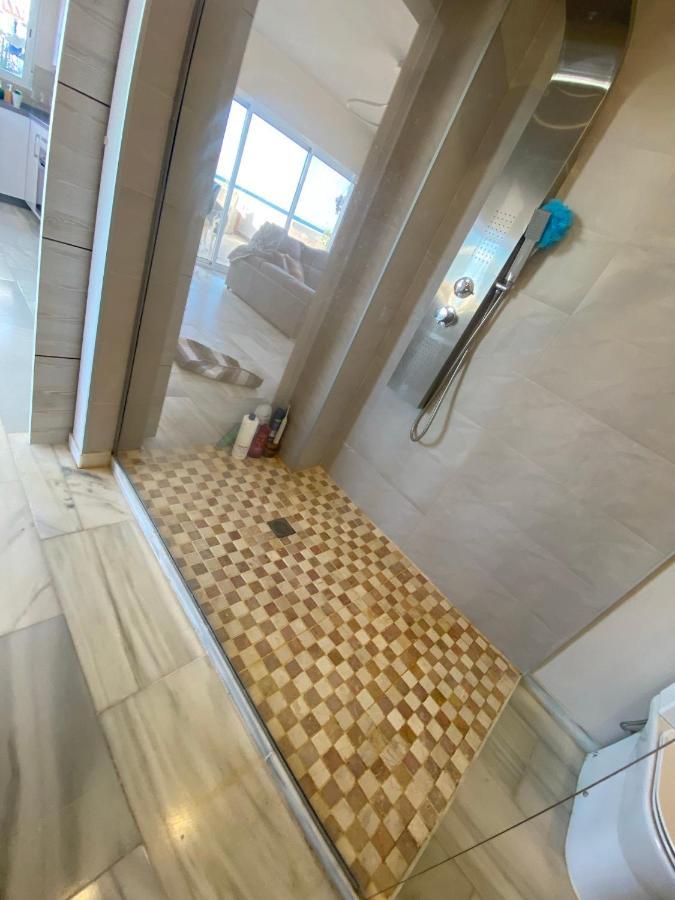 On The Beach - Penthouse On The Mediterranean Estepona Esterno foto