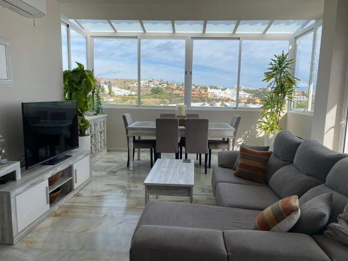 On The Beach - Penthouse On The Mediterranean Estepona Esterno foto